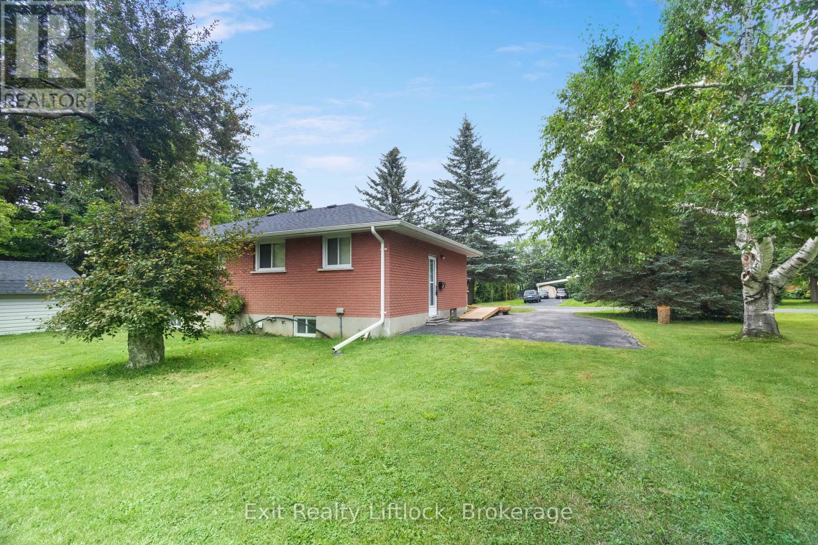 745 Baltic Drive, Selwyn, Ontario  K9L 1L8 - Photo 17 - X13656416