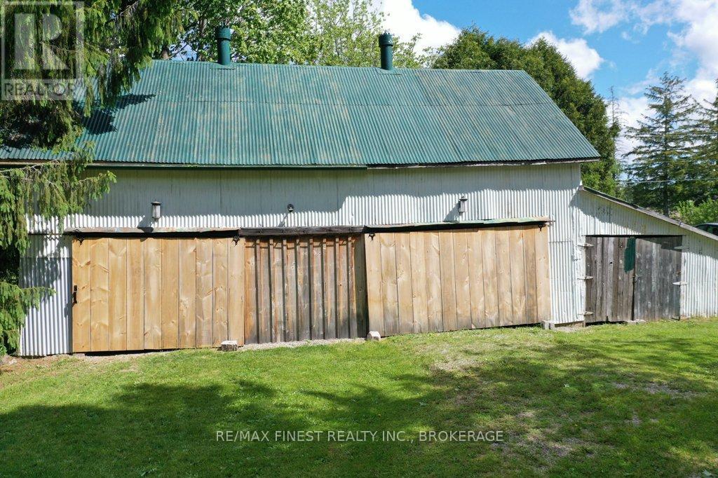 697 Warburton Road, Front Of Leeds & Seeleys Bay, Ontario  K0E 1L0 - Photo 33 - X13656376