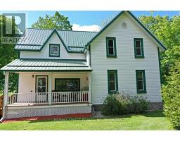 697 WARBURTON ROAD, Front of Leeds & Seeleys Bay, Ontario
