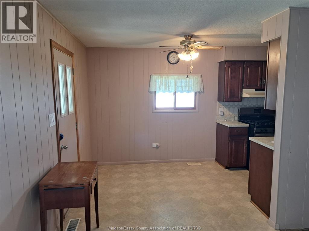 51 Crawford Avenue, Tilbury, Ontario  N0P 2L0 - Photo 10 - 26018182