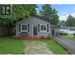 152 ELM STREET, West Elgin, Ontario