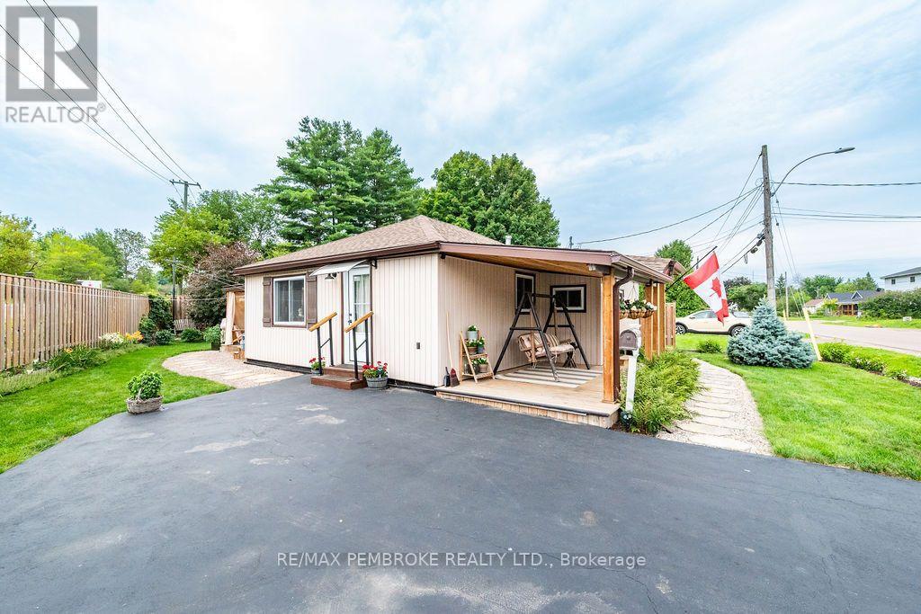 890 Lea Street, Pembroke, Ontario  K8A 6H7 - Photo 40 - X13656356