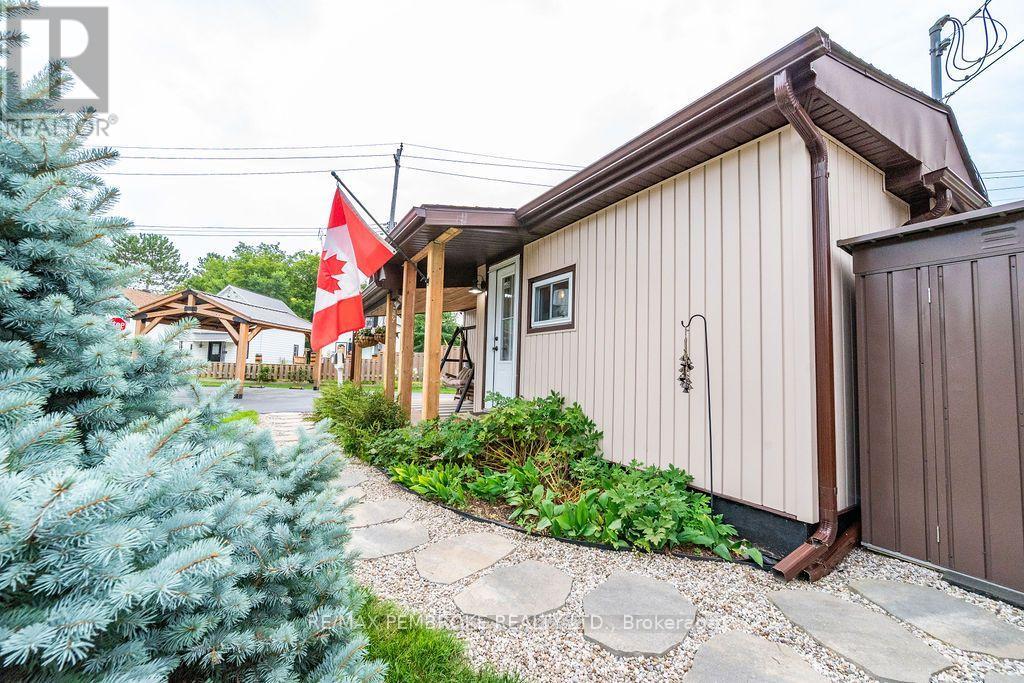 890 Lea Street, Pembroke, Ontario  K8A 6H7 - Photo 42 - X13656356