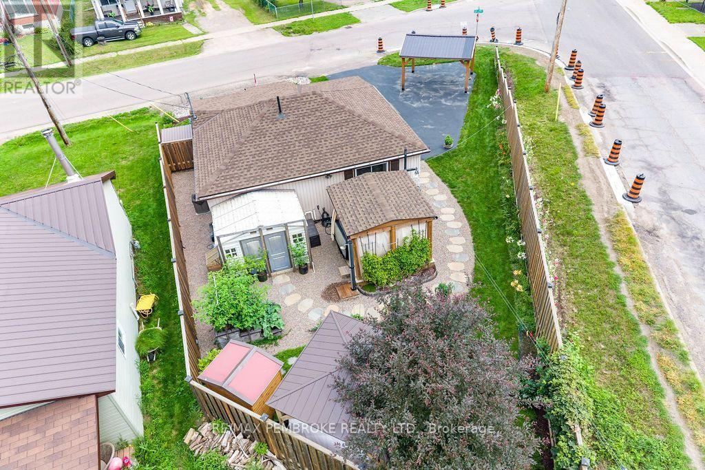 890 Lea Street, Pembroke, Ontario  K8A 6H7 - Photo 47 - X13656356