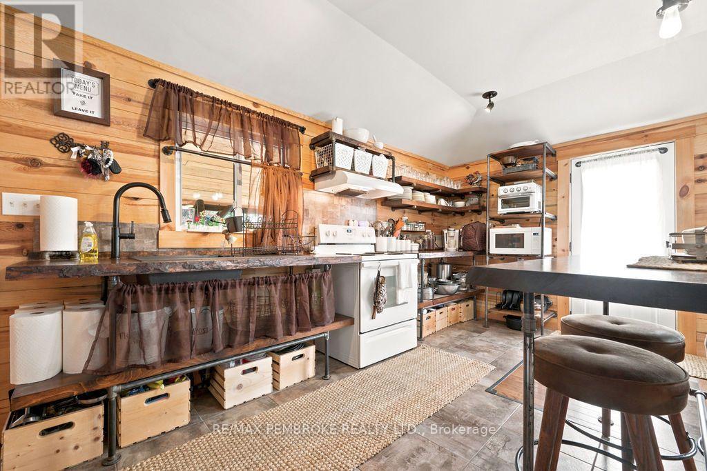 890 Lea Street, Pembroke, Ontario  K8A 6H7 - Photo 8 - X13656356