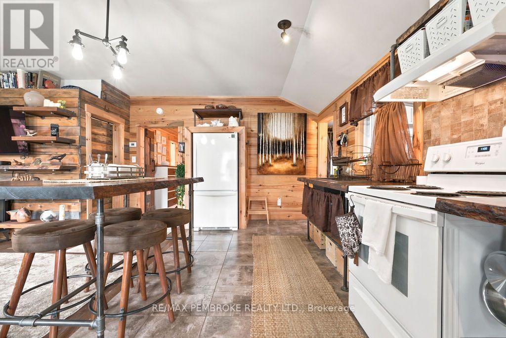 890 Lea Street, Pembroke, Ontario  K8A 6H7 - Photo 9 - X13656356