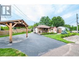 890 LEA STREET, Pembroke, Ontario