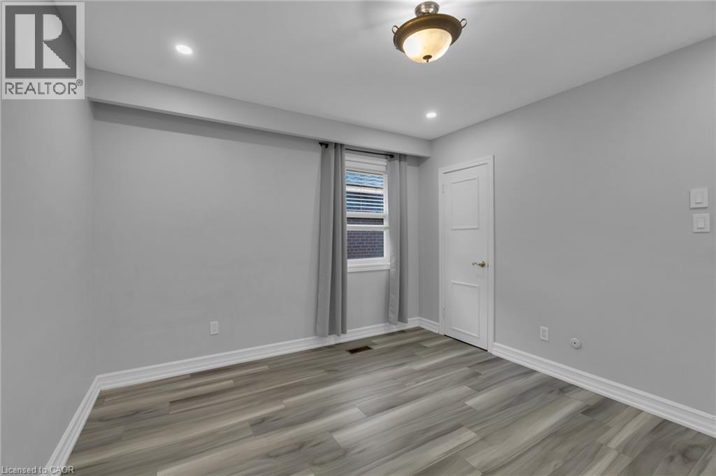 197 Troy Street, Mississauga, Ontario  L5G 1S9 - Photo 17 - 40846347