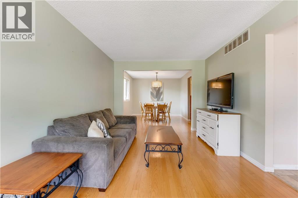 131 Brierdale Drive, Kitchener, Ontario  N2A 3S8 - Photo 5 - 40850199
