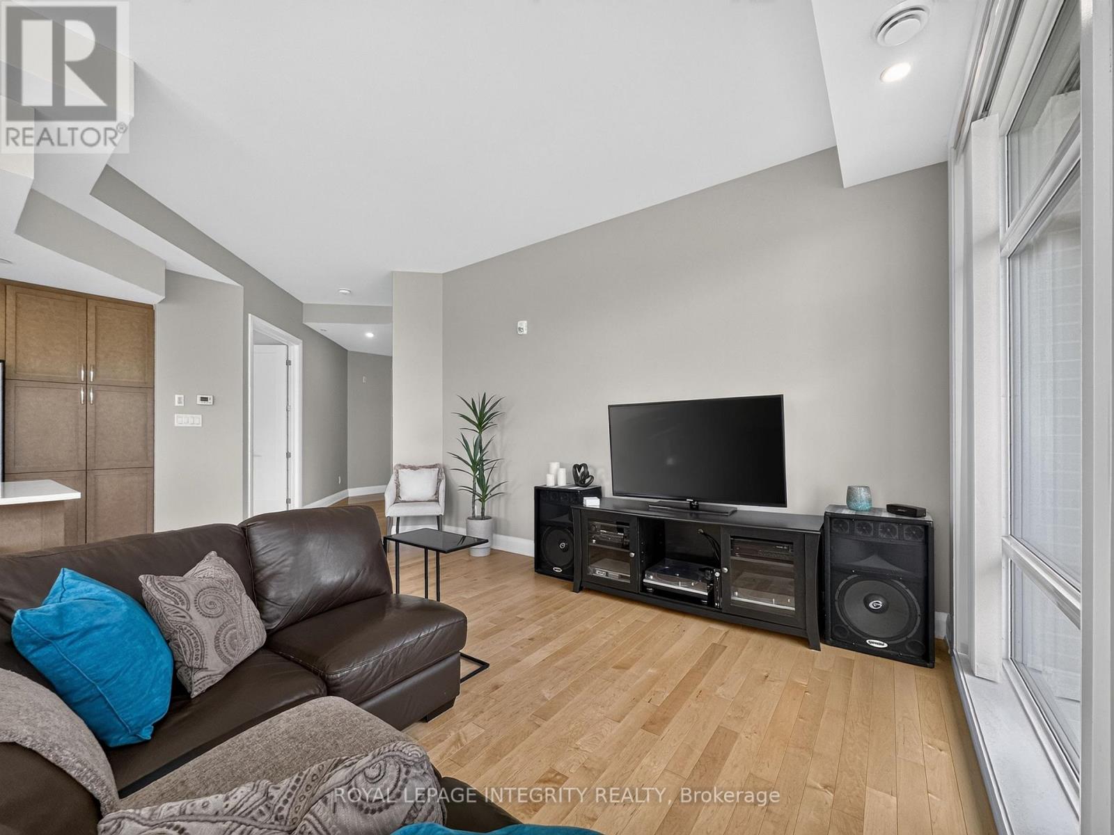 303 - 100 Cortile Private, Ottawa, Ontario  K1V 2S8 - Photo 18 - X13656406
