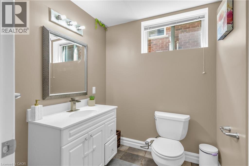 35 Borland Drive, Guelph, Ontario  N1G 5B5 - Photo 31 - 40854092