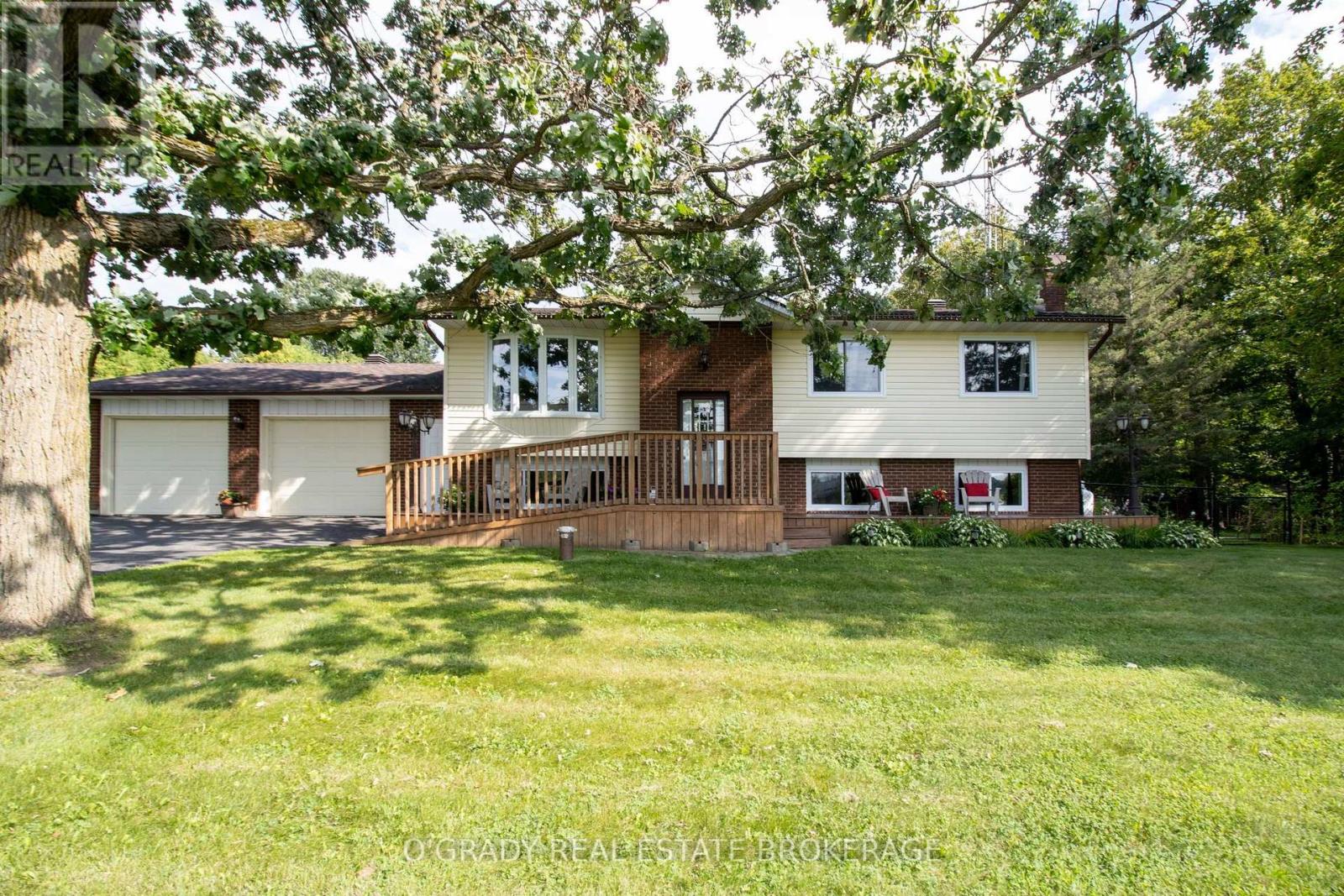 5217 Algonquin Road, Augusta, Ontario