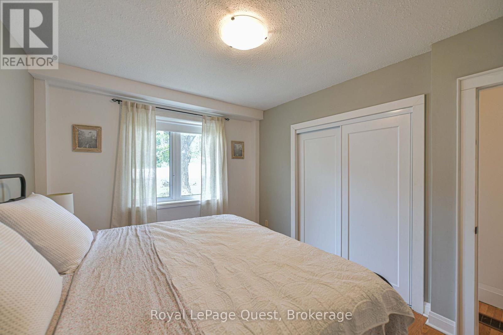 5 Karen Crescent, Orillia, Ontario  L3V 3H2 - Photo 11 - S13656420
