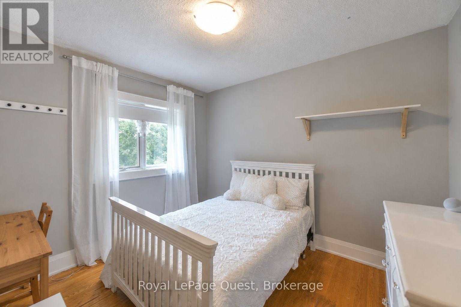 5 Karen Crescent, Orillia, Ontario  L3V 3H2 - Photo 12 - S13656420
