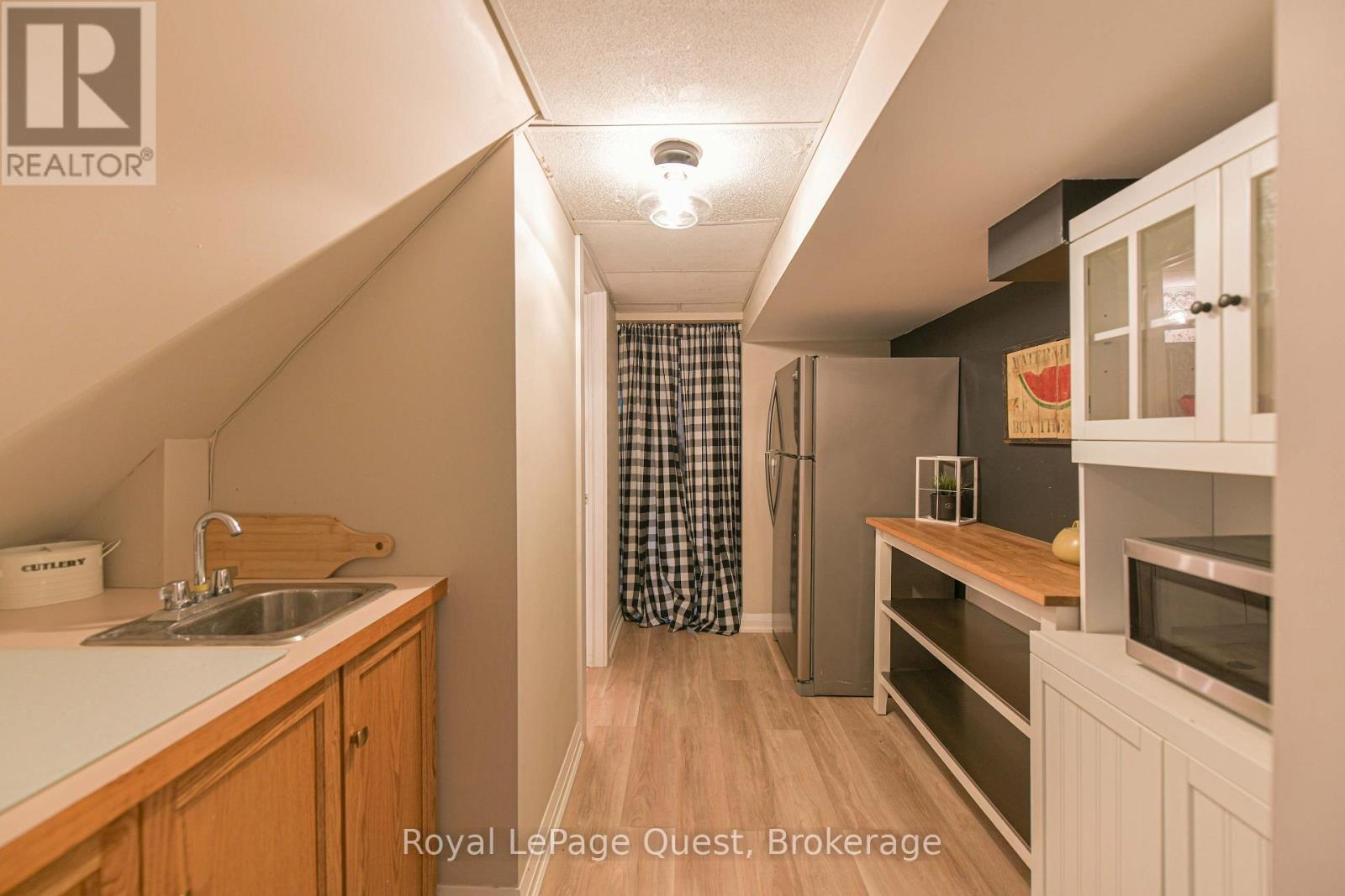 5 Karen Crescent, Orillia, Ontario  L3V 3H2 - Photo 17 - S13656420