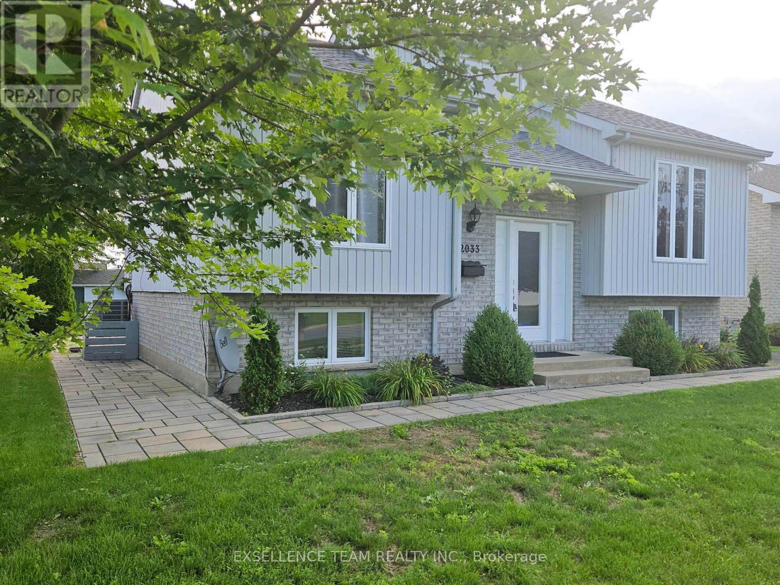 2033 CONCORDE STREET, Cornwall, Ontario