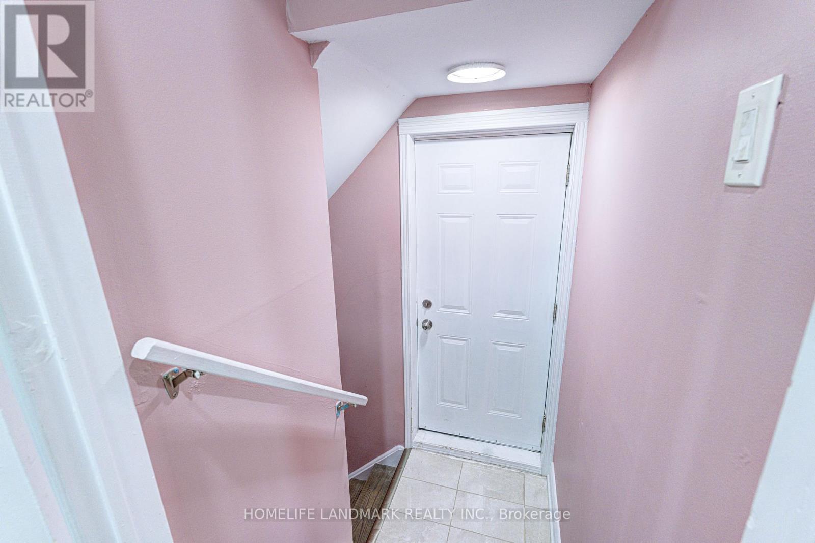 1192 Prestonwood Crescent, Mississauga, Ontario  L5V 2V3 - Photo 22 - W13652996