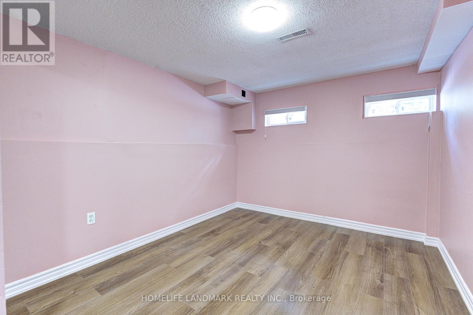 1192 Prestonwood Crescent, Mississauga, Ontario  L5V 2V3 - Photo 26 - W13652996
