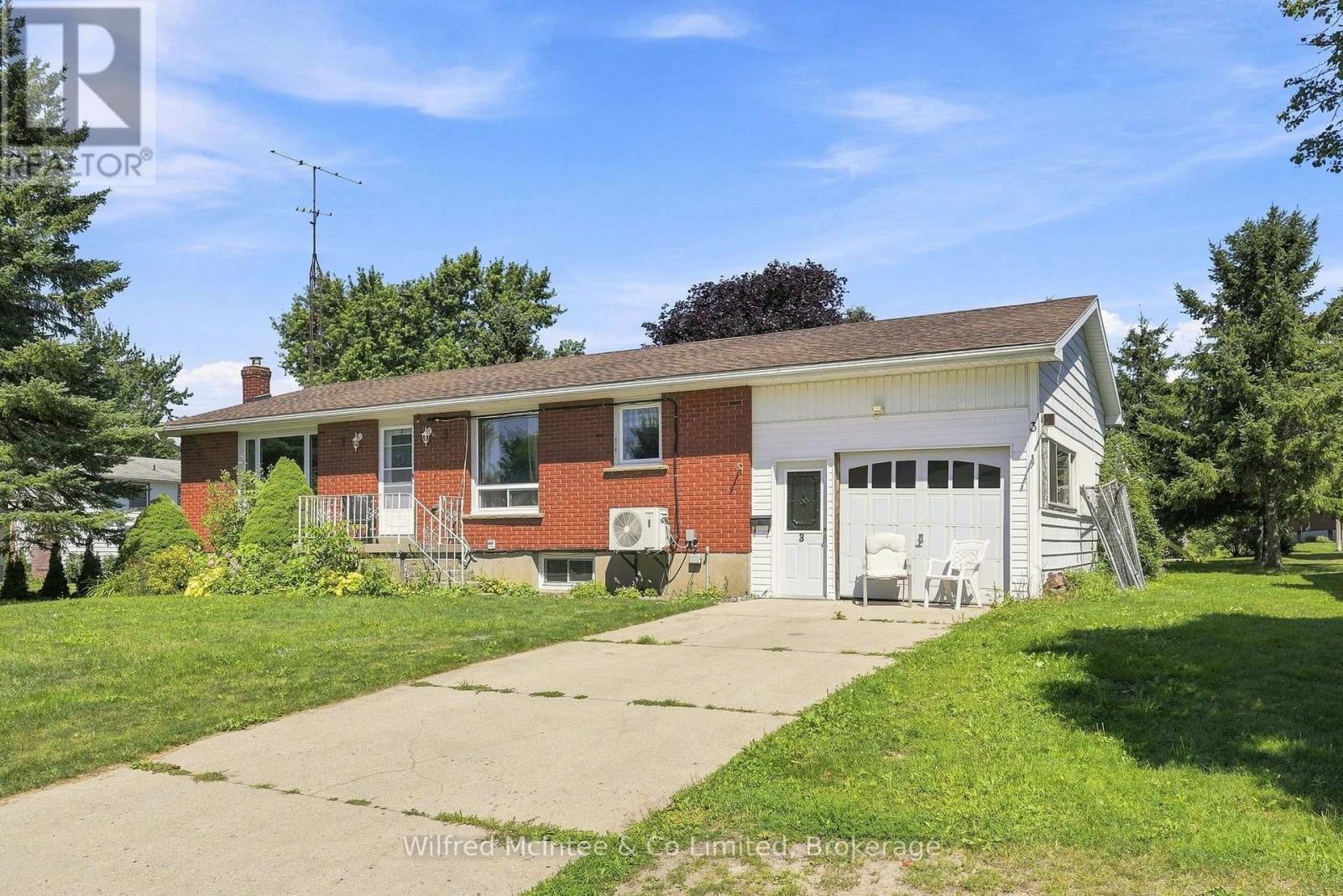 3 Bradley Street, Arran-Elderslie, Ontario  N0G 1L0 - Photo 2 - X13656436