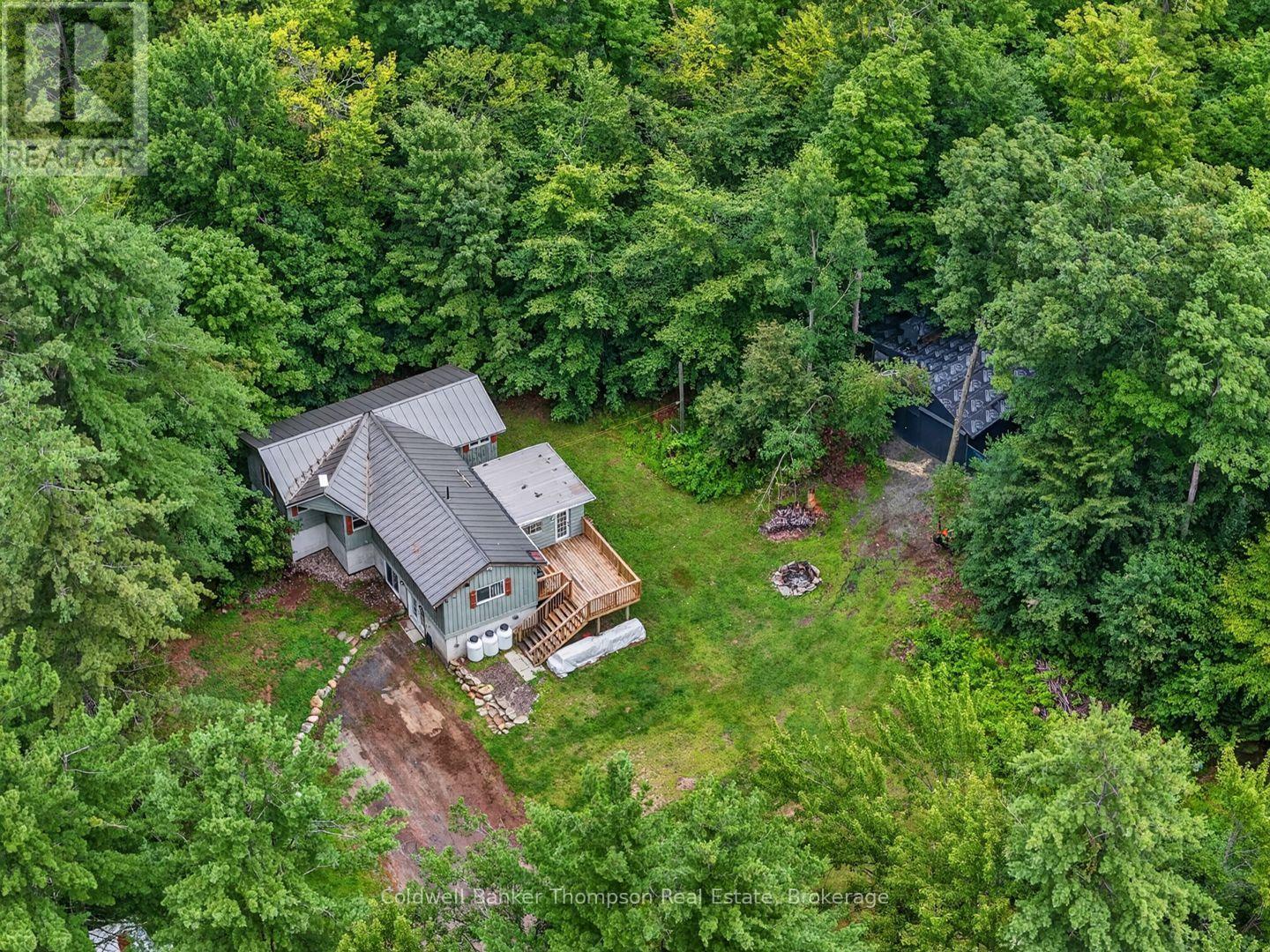 1018 Ashley Lane, Bracebridge, Ontario  P1L 1X1 - Photo 3 - X13656450