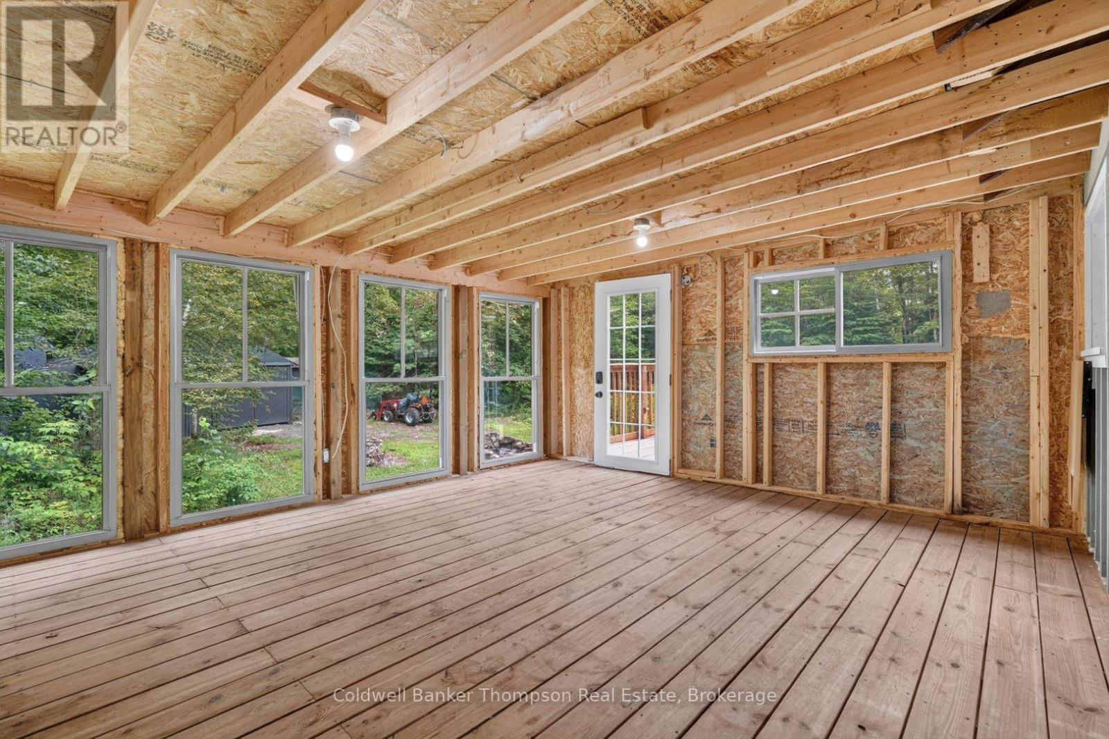 1018 Ashley Lane, Bracebridge, Ontario  P1L 1X1 - Photo 6 - X13656450