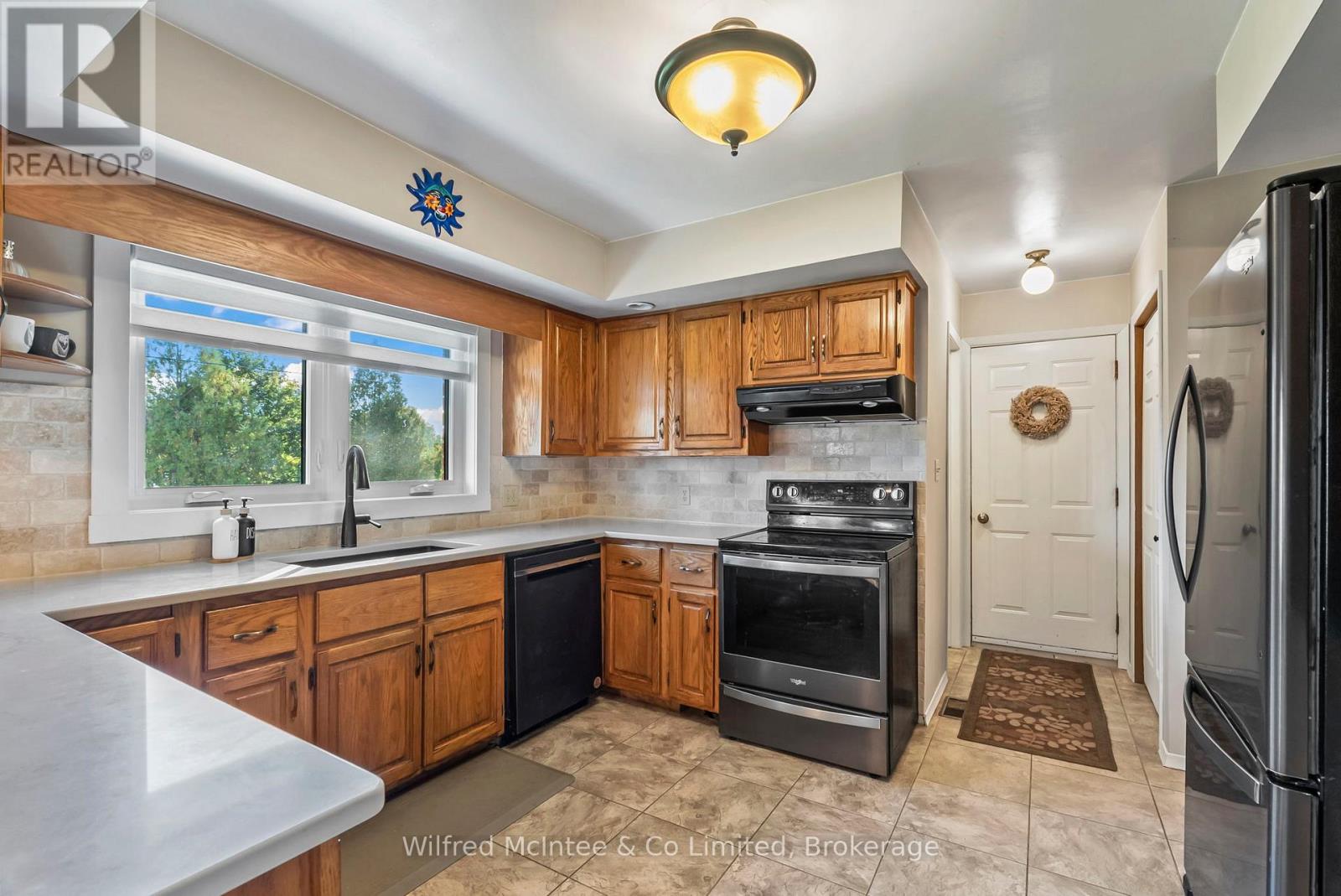 210 James Street, Arran-Elderslie, Ontario  N0G 2N0 - Photo 13 - X13656462