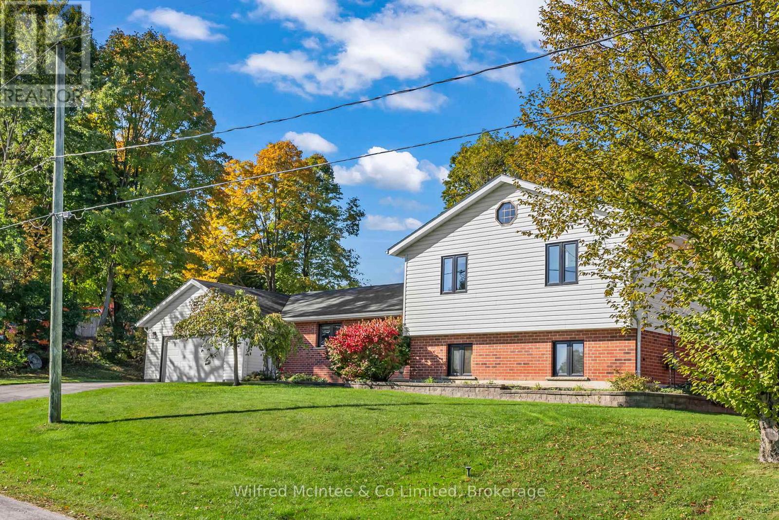 210 James Street, Arran-Elderslie, Ontario  N0G 2N0 - Photo 2 - X13656462