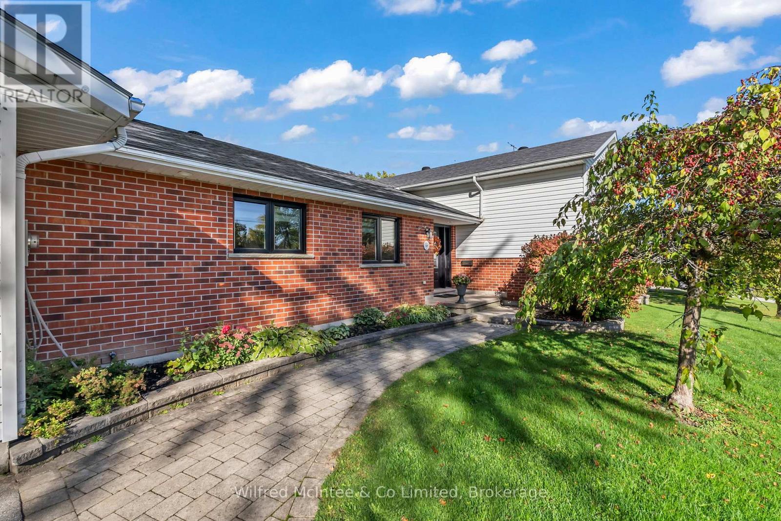 210 James Street, Arran-Elderslie, Ontario  N0G 2N0 - Photo 5 - X13656462