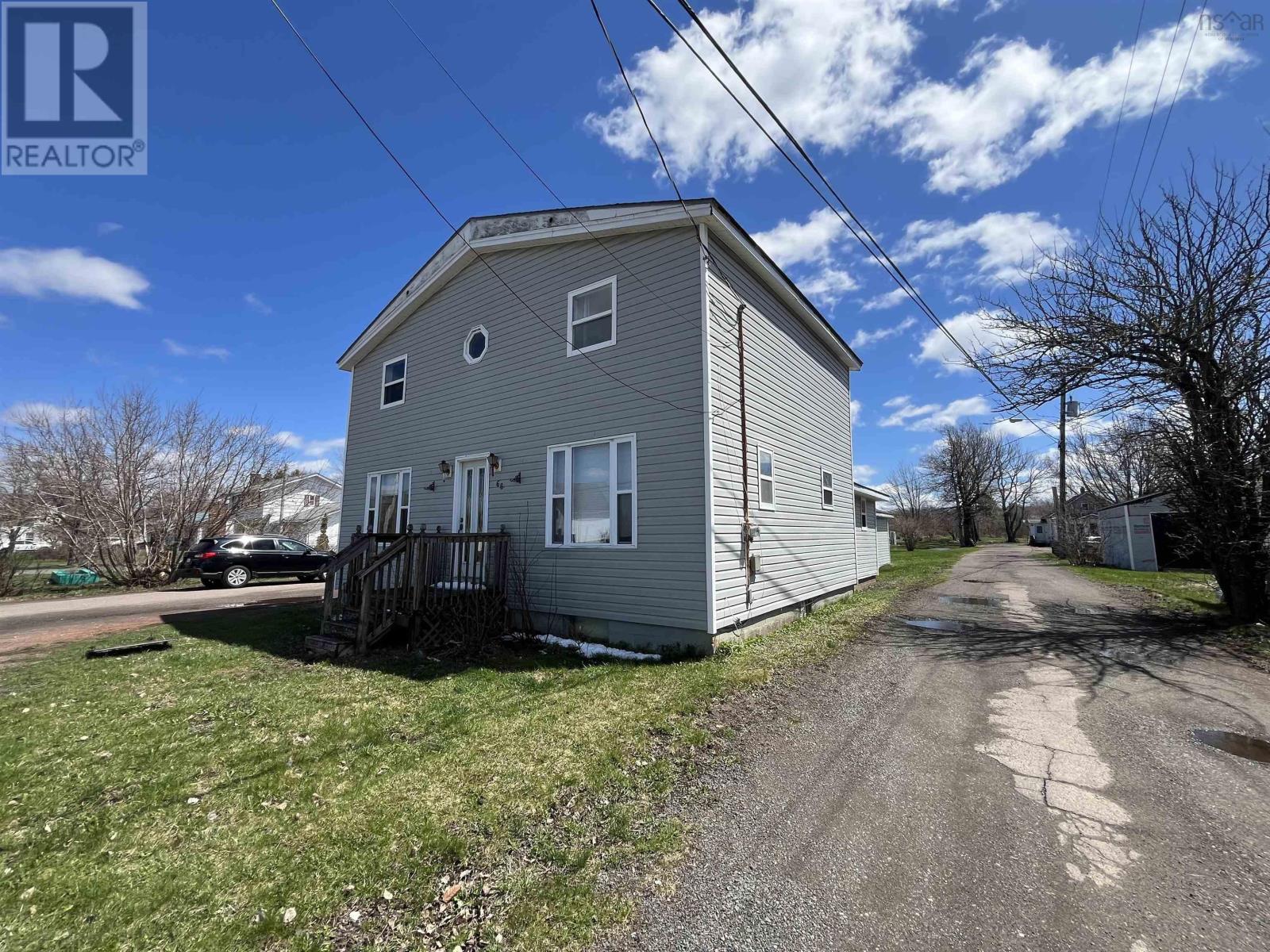 68 Mcgee Street, Springhill, Nova Scotia  B0M 1X0 - Photo 2 - 202602466