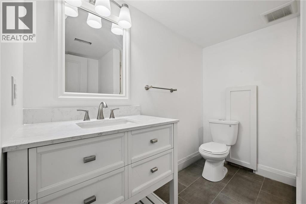 235 Guelph Street Unit# 2(Lower), Kitchener, Ontario  N2H 5W9 - Photo 17 - 40854122