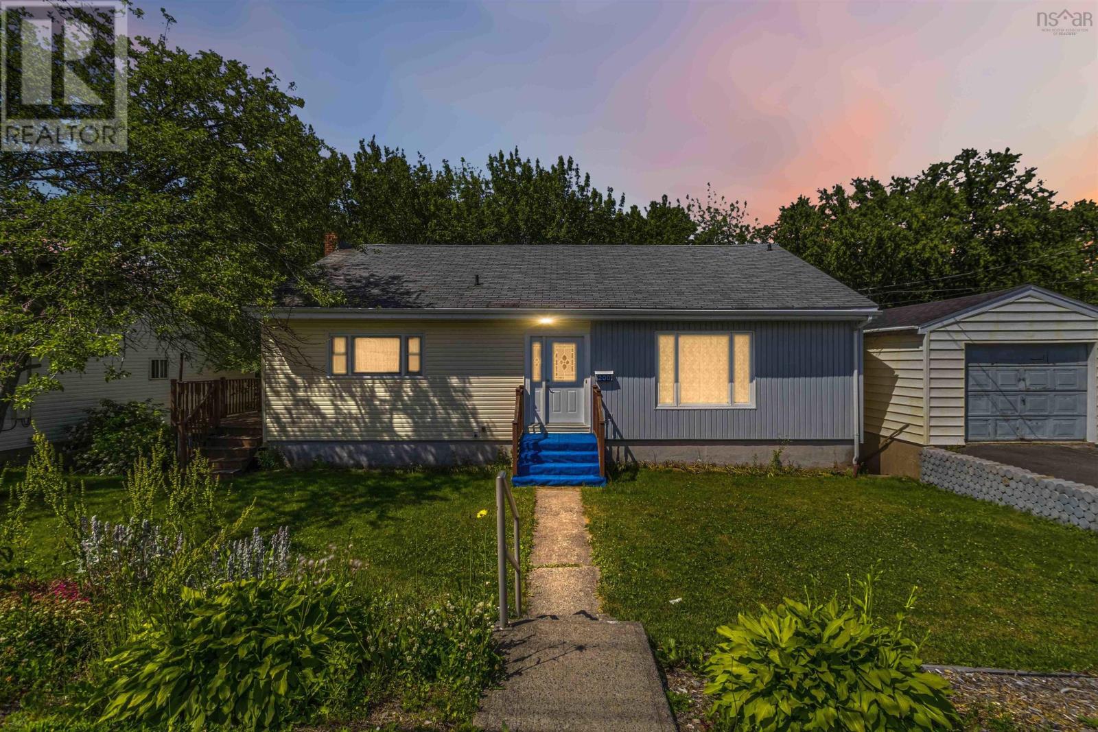 200 Caledonia Road, Dartmouth, Nova Scotia  B2X 1L4 - Photo 1 - 202617189