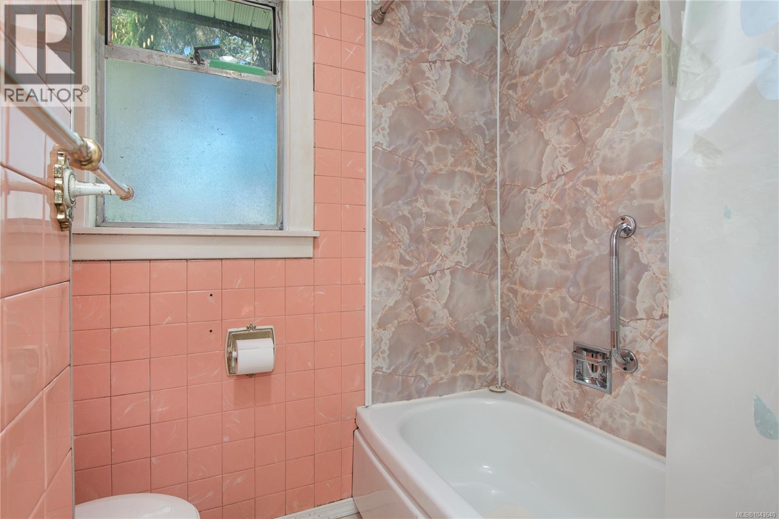 3250 Island Hwy, Campbell River, British Columbia  V9W 1C9 - Photo 29 - 1043640