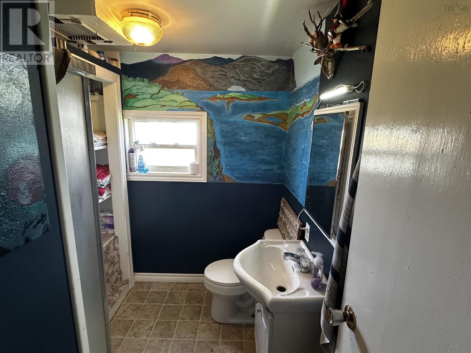 70 Cove Road, West Arichat, Nova Scotia  B0E 3J0 - Photo 17 - 202617947