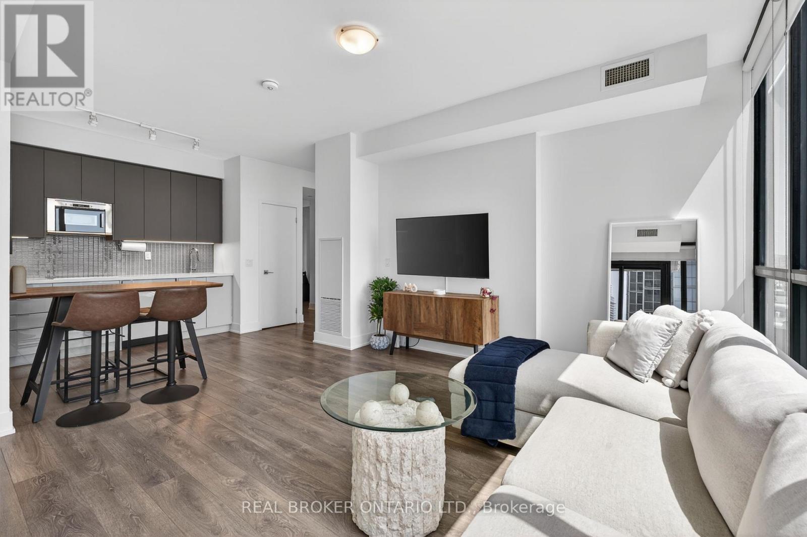 703 - 2908 Highway 7 Avenue, Vaughan, Ontario L4K 0K5 - Photo 13 - N13656456