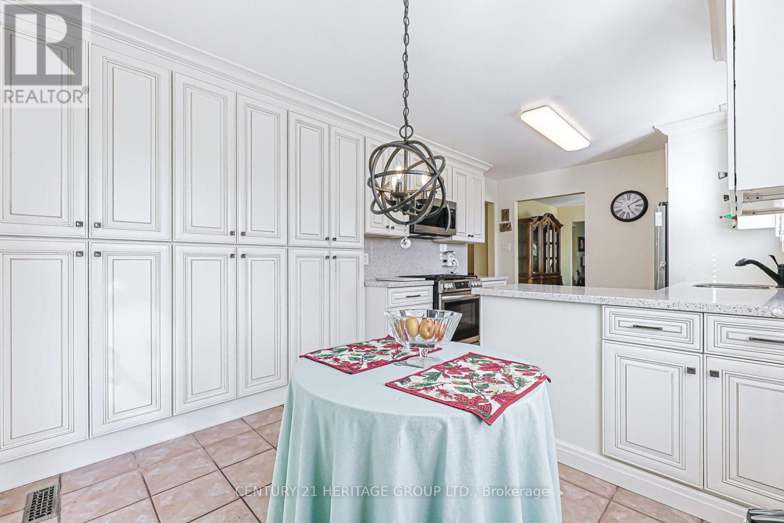 326 Darlington Crescent, Newmarket, Ontario  L3Y 6N4 - Photo 14 - N13656486