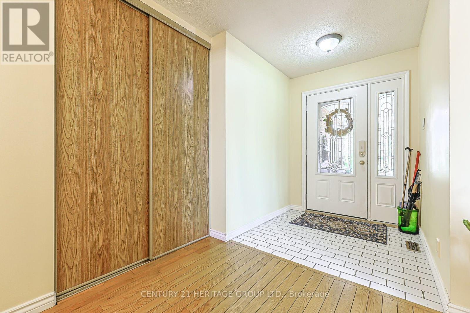 326 Darlington Crescent, Newmarket, Ontario  L3Y 6N4 - Photo 4 - N13656486