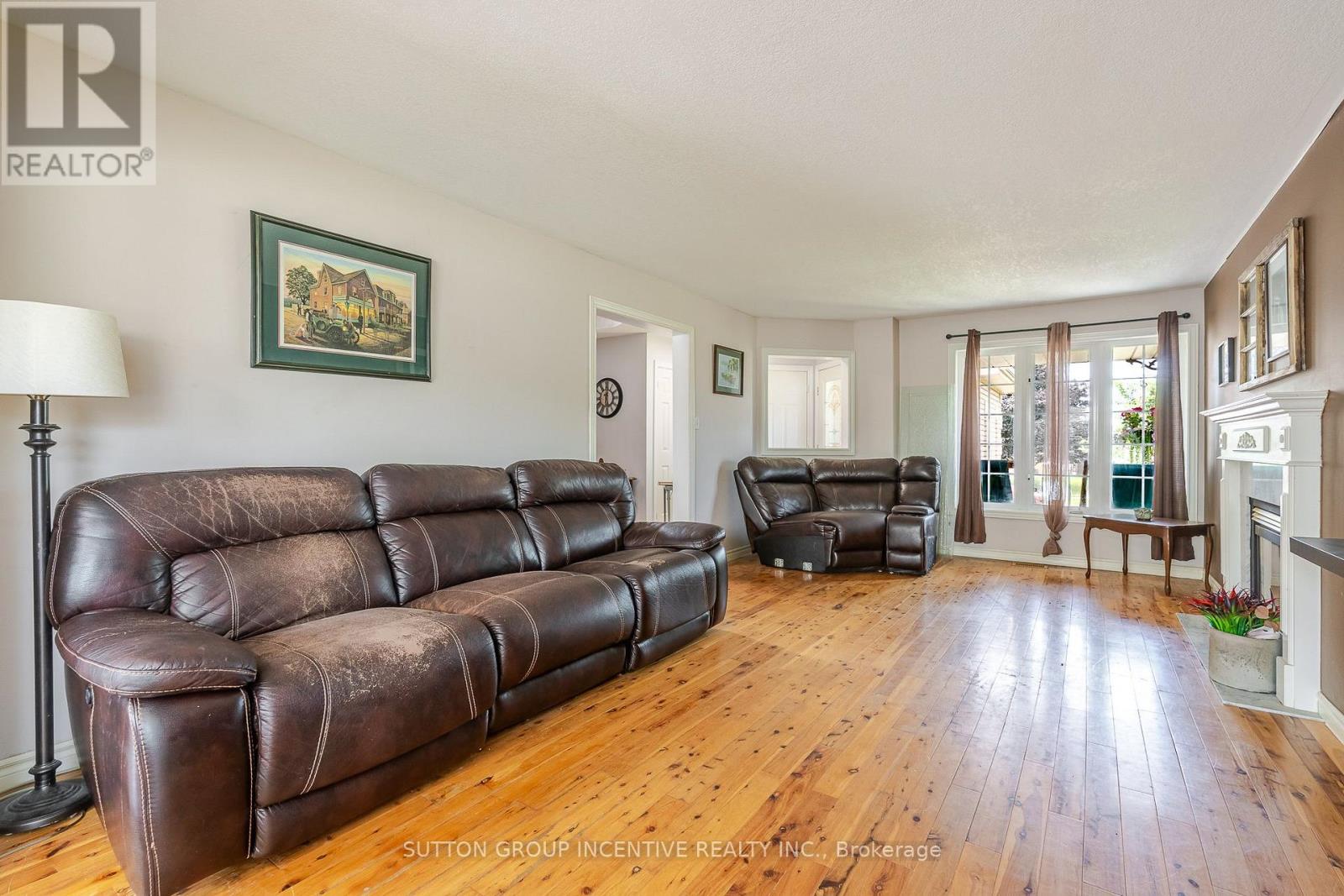 17 Shaina Court, Barrie, Ontario  L4N 9S6 - Photo 14 - S13656392