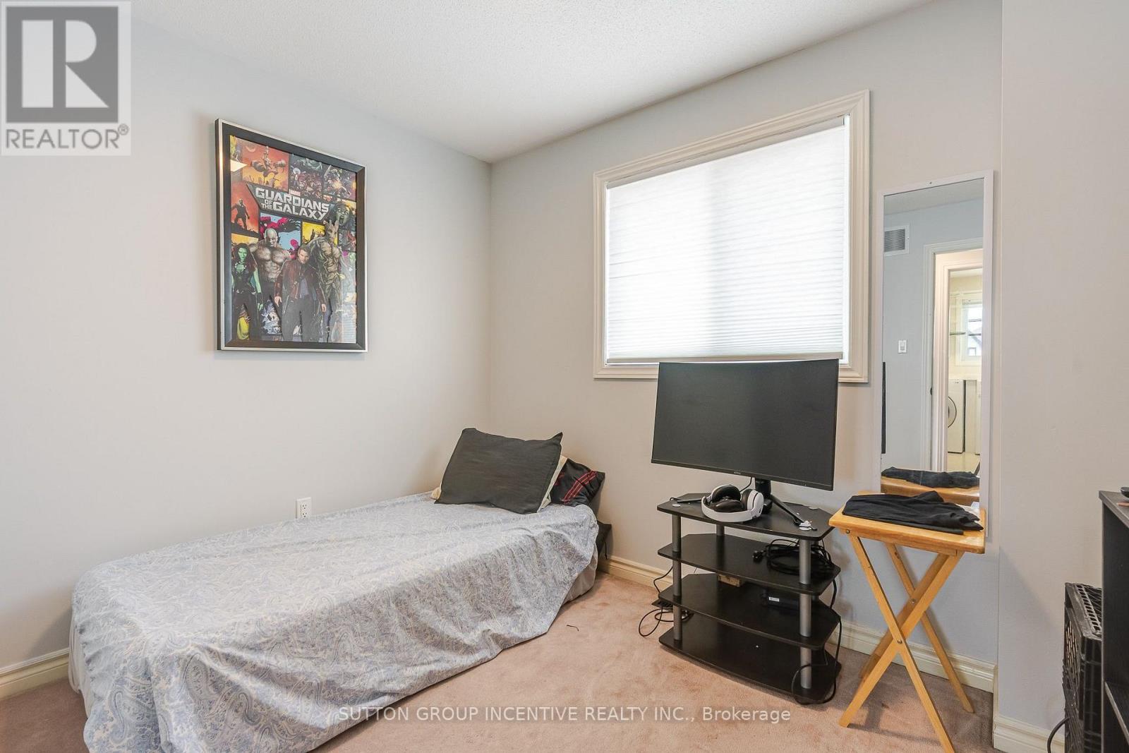 17 Shaina Court, Barrie, Ontario  L4N 9S6 - Photo 25 - S13656392
