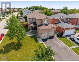 17 SHAINA COURT, Barrie, Ontario