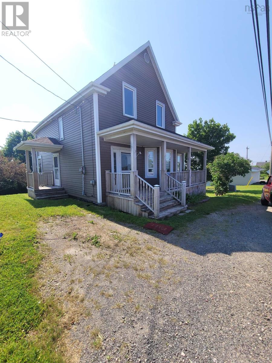 2671 Highway 255, Port Morien, Nova Scotia  B1B 1S7 - Photo 2 - 202620116