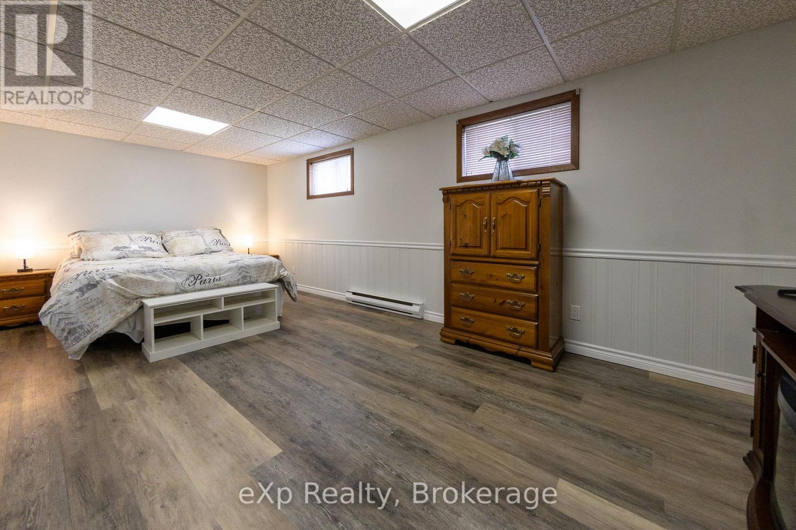 502754 Grey Road 1, Georgian Bluffs, Ontario  N0H 2T0 - Photo 23 - X13105504