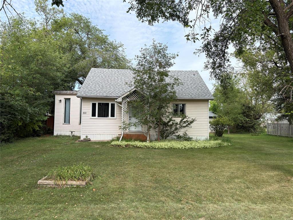 511 Laurier Avenue, Killarney, Manitoba  R0K 1G0 - Photo 0 - 202619850