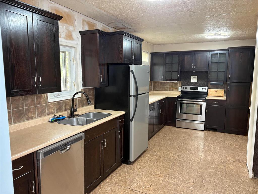 511 Laurier Avenue, Killarney, Manitoba  R0K 1G0 - Photo 7 - 202619850