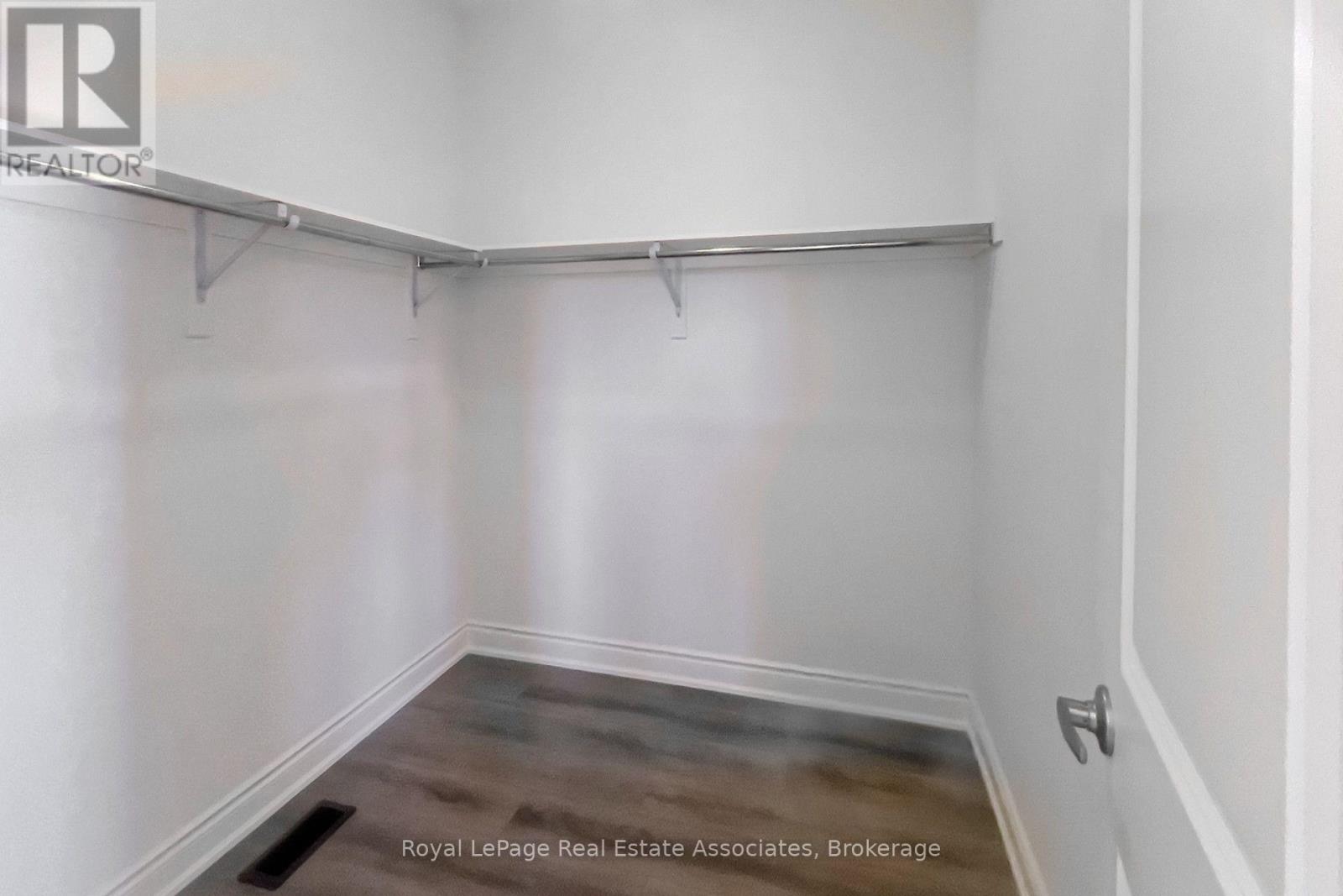 34 Attwater Drive E, Cambridge, Ontario N1T 0G6 - Photo 25 - X13656330