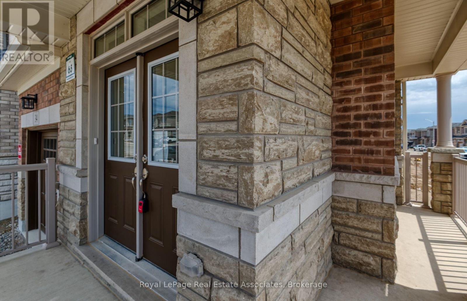 34 Attwater Drive E, Cambridge, Ontario N1T 0G6 - Photo 5 - X13656330