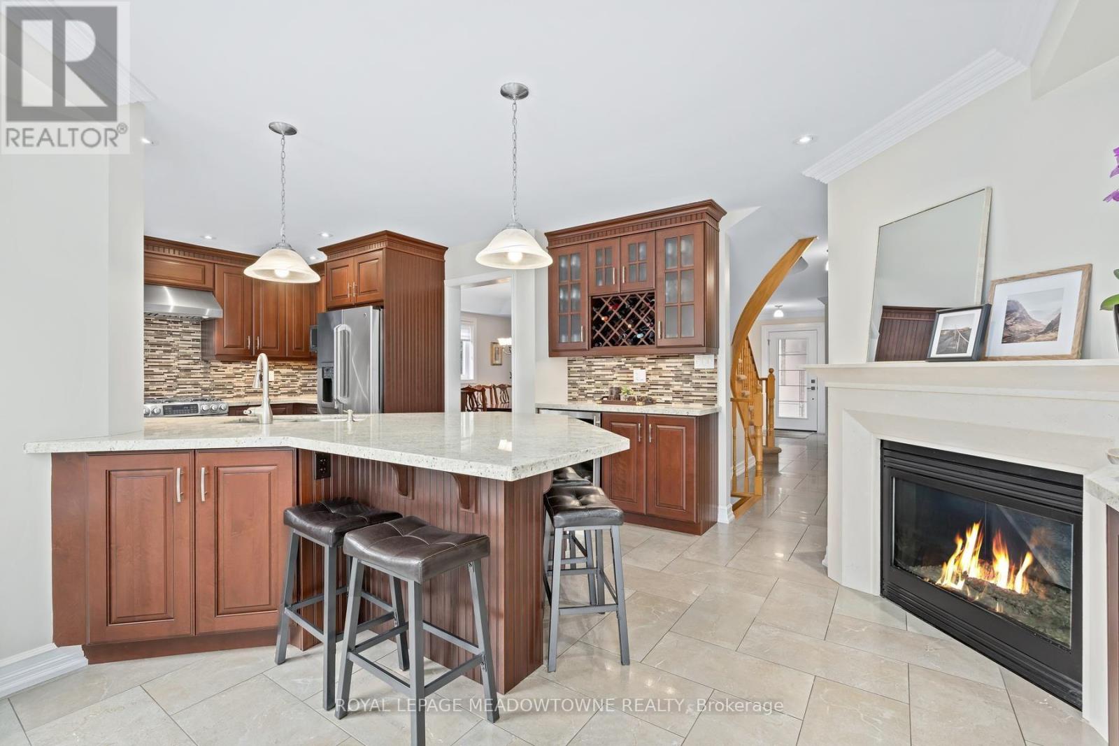 38 Chester Crescent, Halton Hills, Ontario  L7G 5W5 - Photo 10 - W13656424