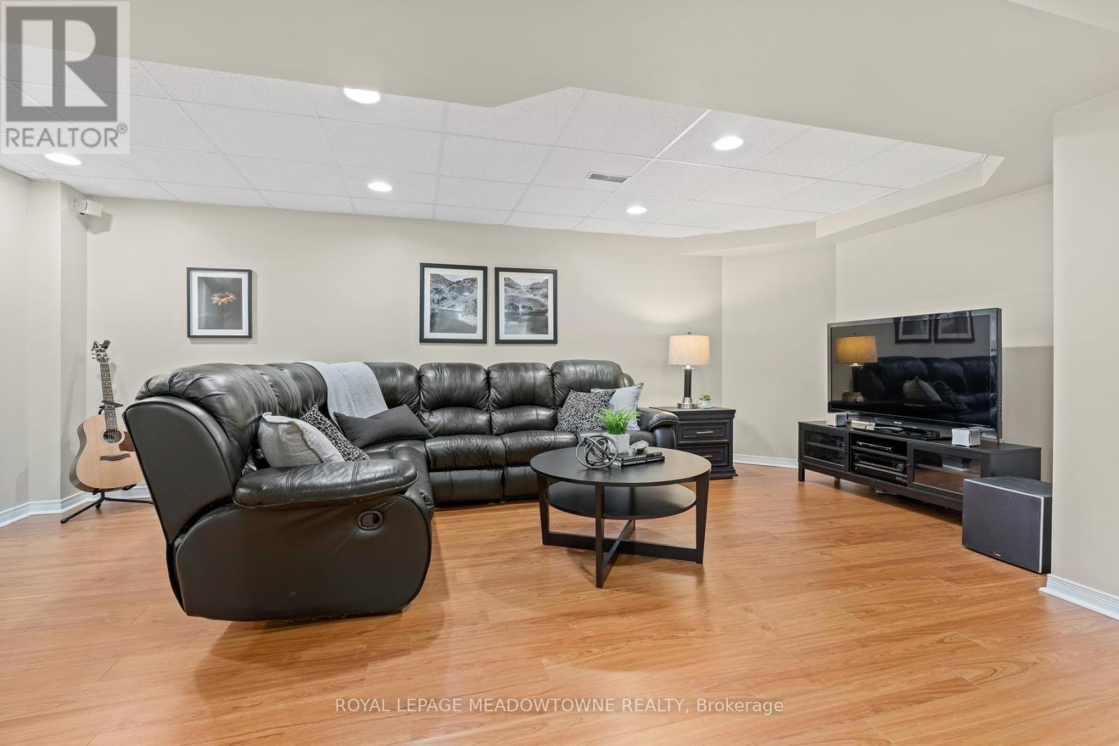 38 Chester Crescent, Halton Hills, Ontario  L7G 5W5 - Photo 35 - W13656424