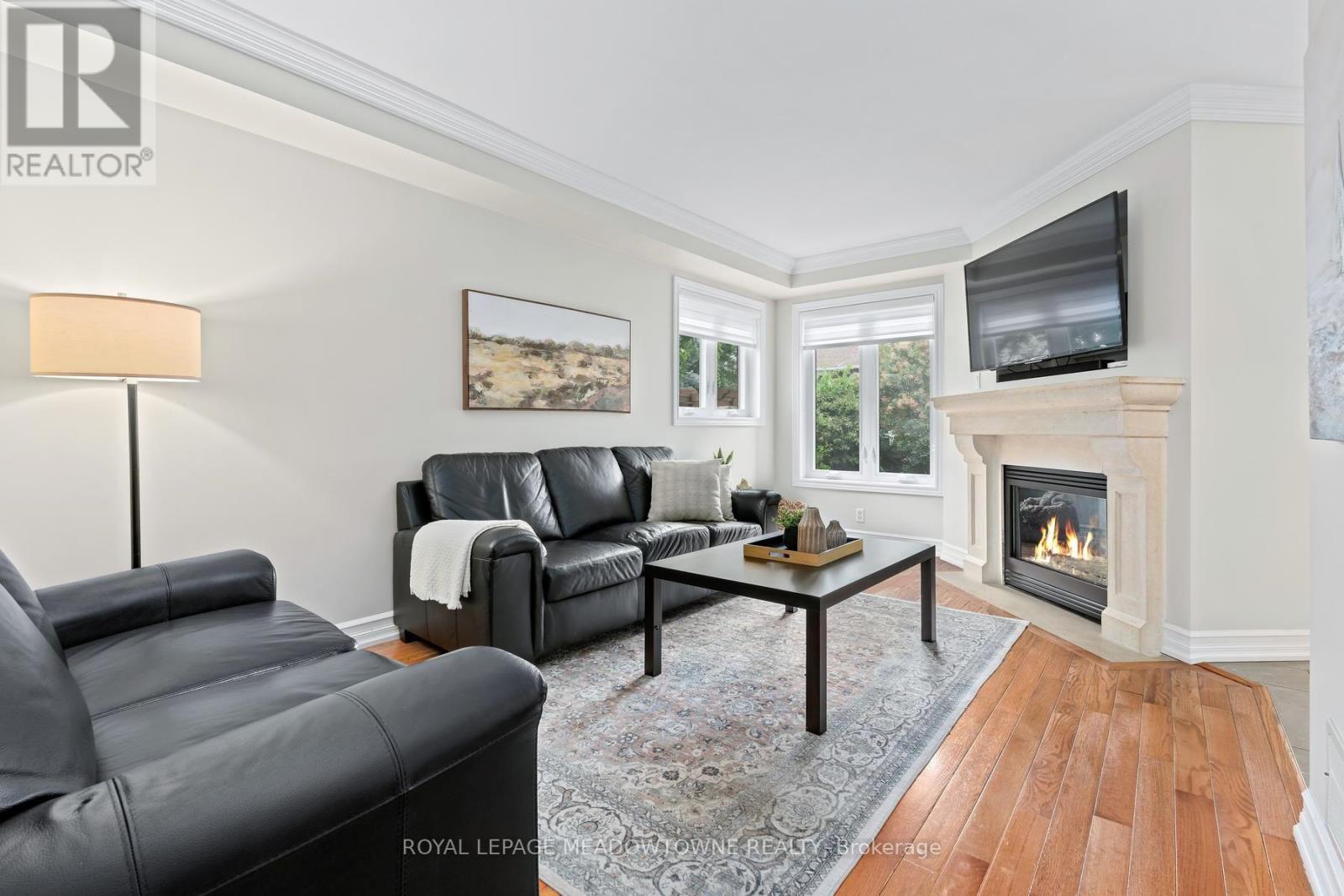 38 Chester Crescent, Halton Hills, Ontario  L7G 5W5 - Photo 8 - W13656424