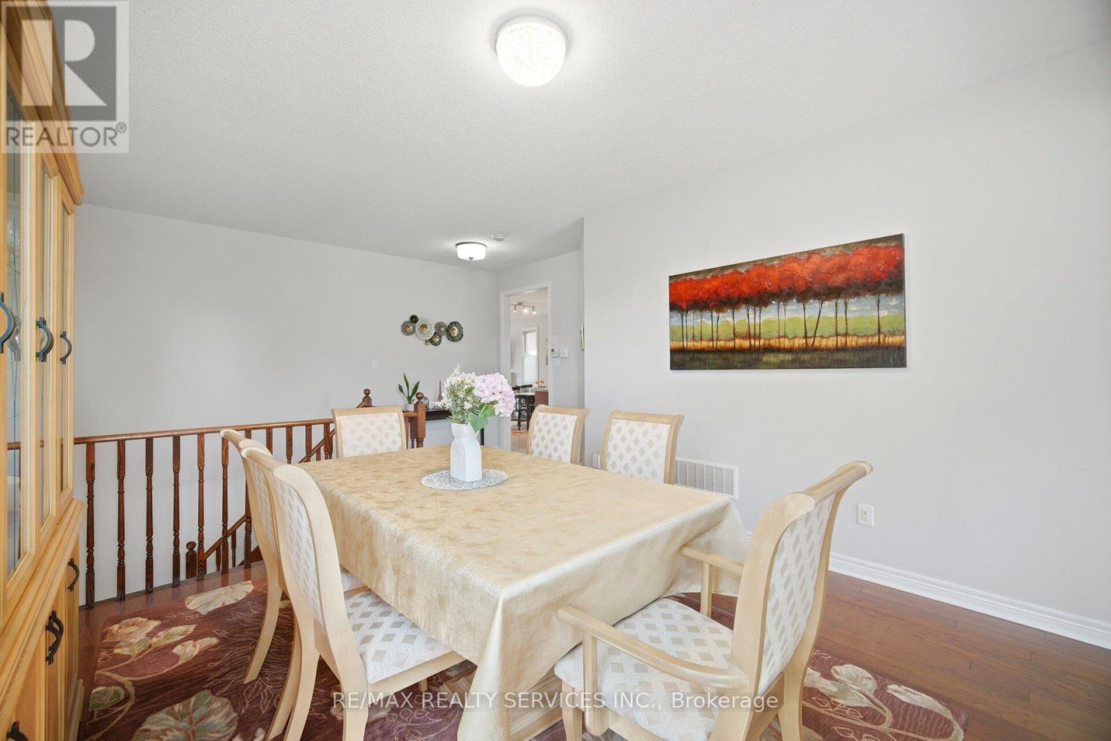 52 Atchison Drive, Caledon, Ontario  L7C 3R5 - Photo 6 - W13656460