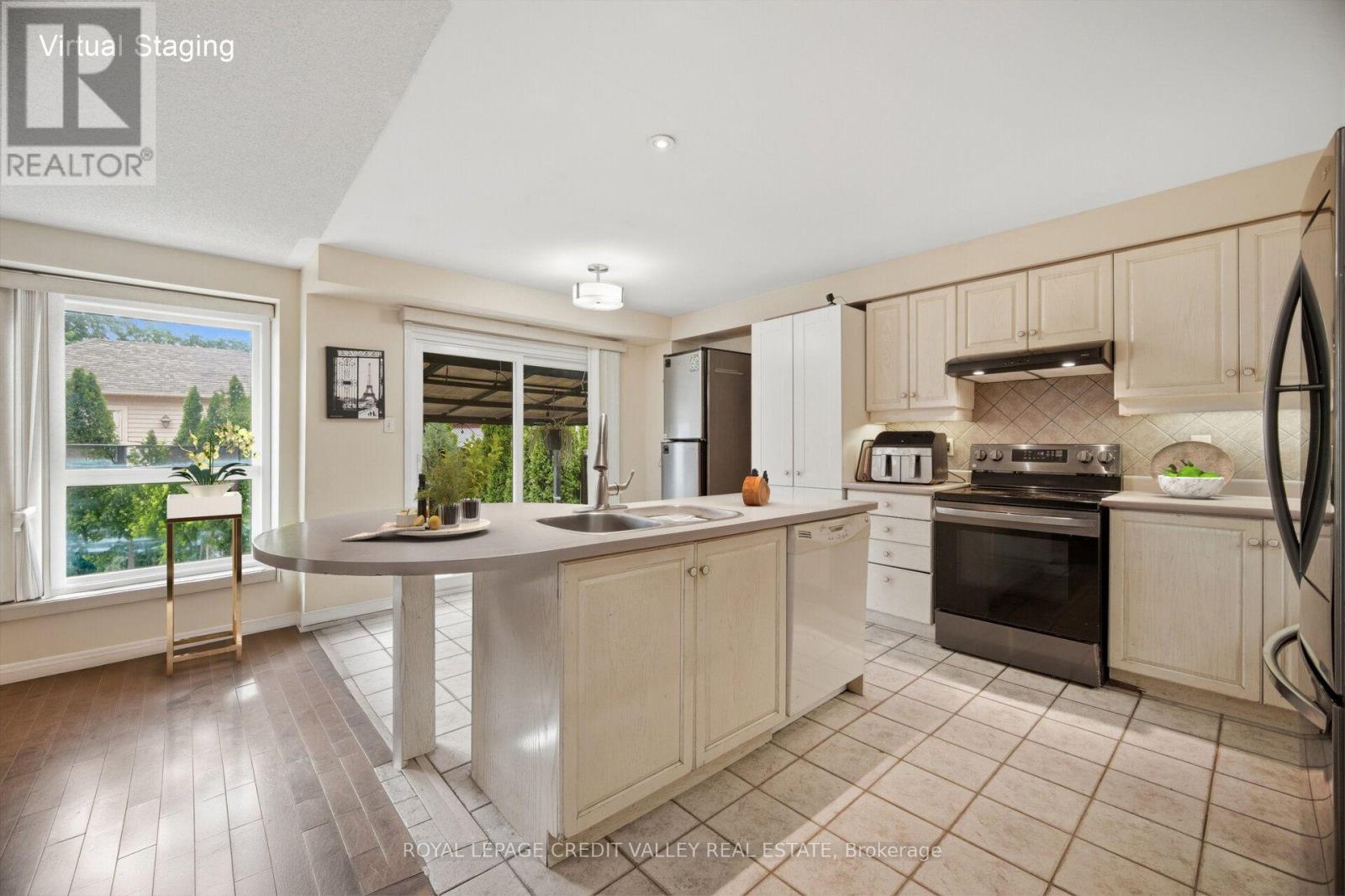 5 Porchlight Road, Brampton, Ontario  L6X 4S3 - Photo 14 - W13656468